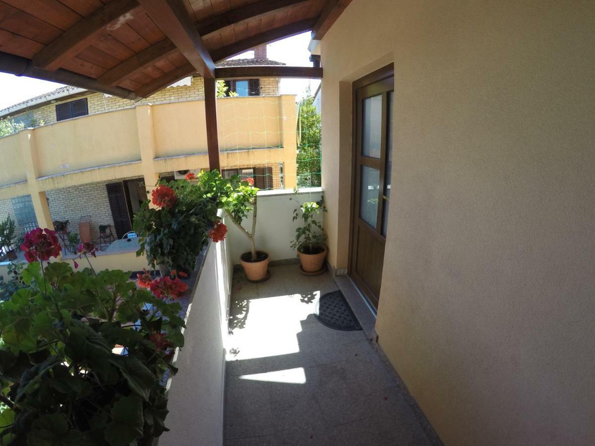 Apartman Koralj Appartement Pula Buitenkant foto